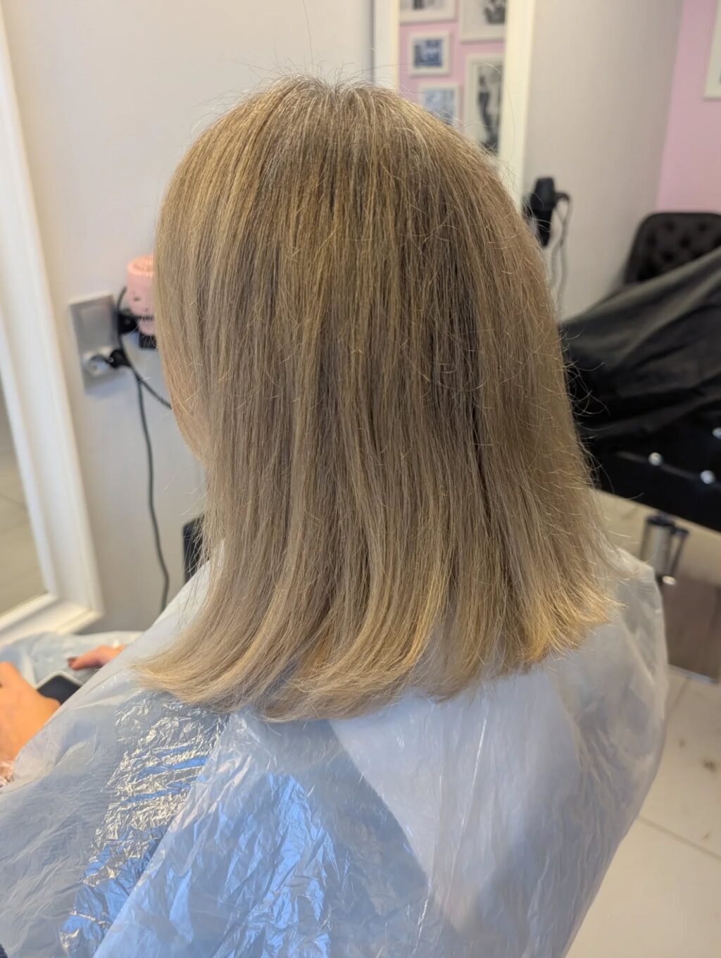 Instagram post from apartament_192. This post is in position 1.