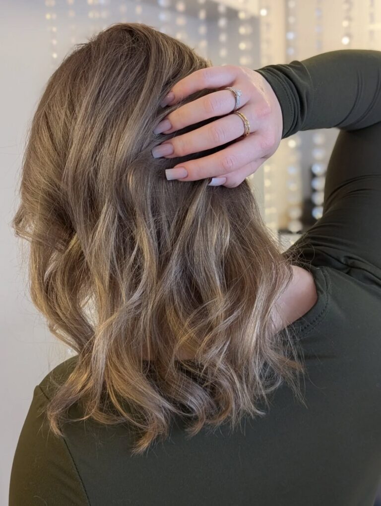 Instagram post from apartament_192. This post is in position 2.