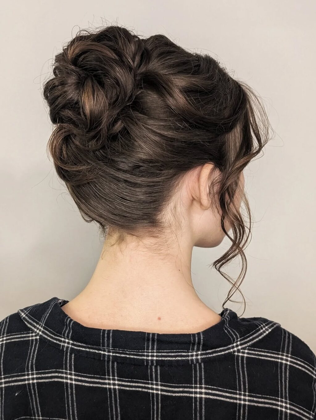 Instagram post from apartament_192. This post is in position 2.