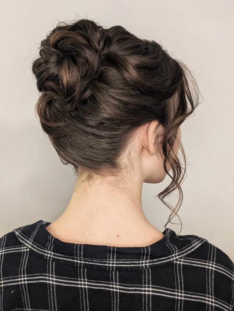 Instagram post from apartament_192. This post is in position 3.